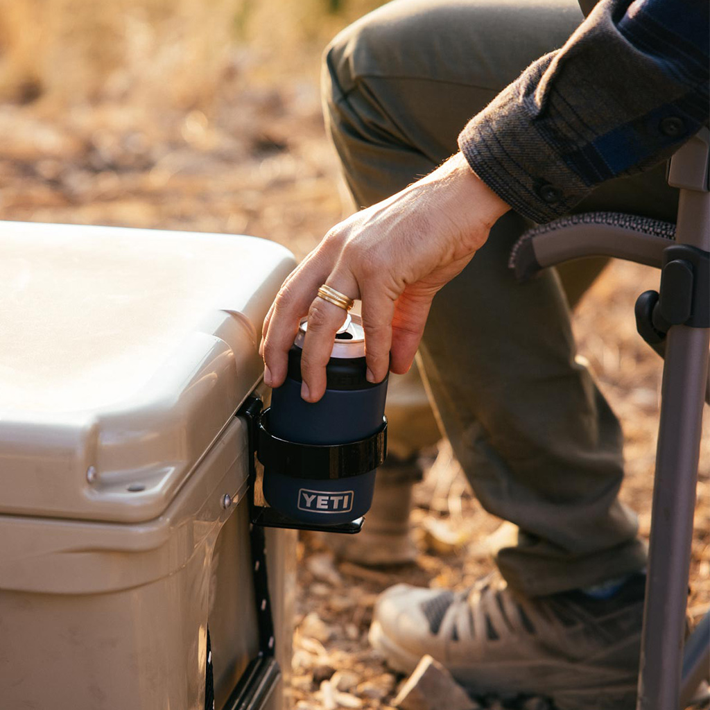 Yeti store beer holder