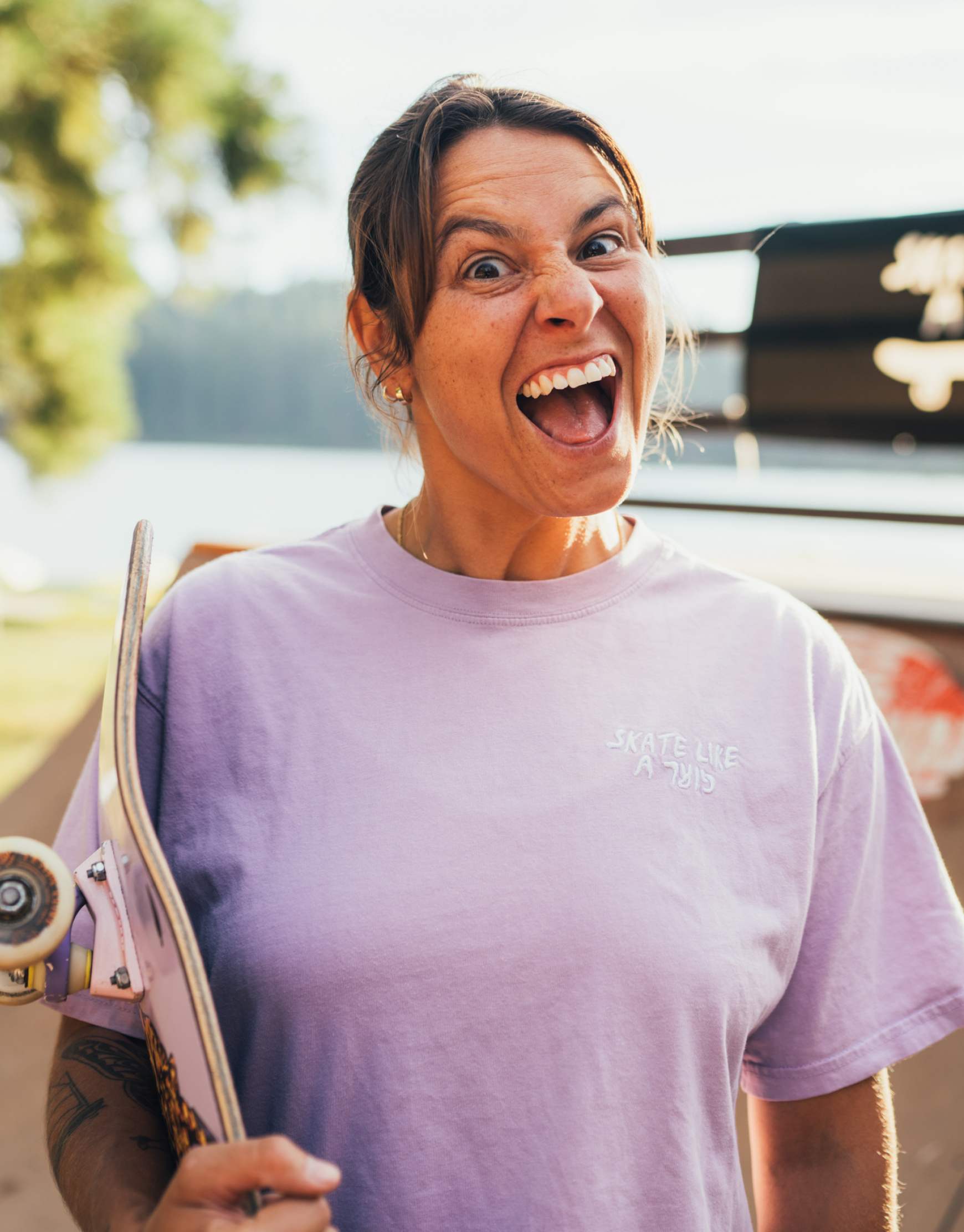 Nora pro skater store