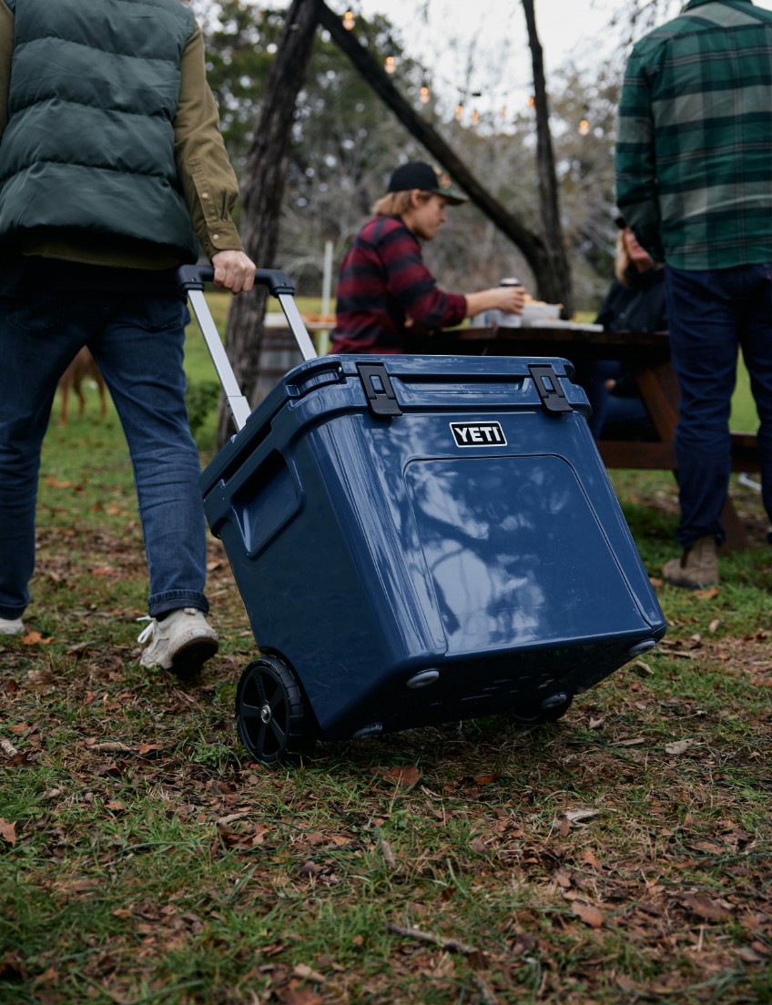 Yeti store travel cooler