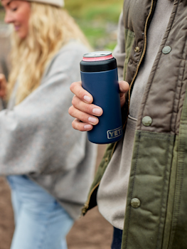 Yeti Yeti Colster Slim Can Black - The Co-Op