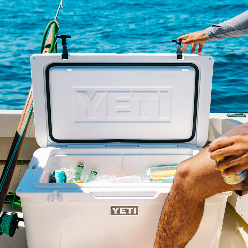 Yeti tundra 65 cheap hard cooler