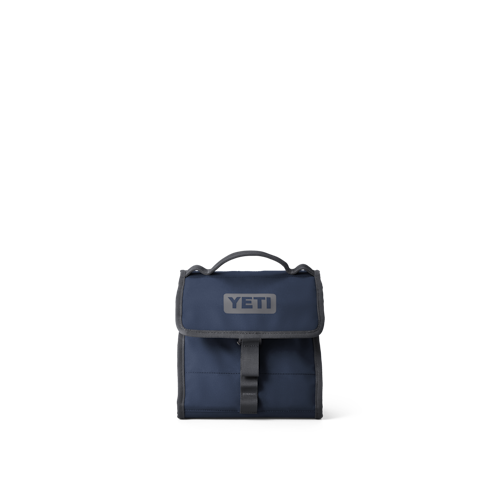 https://yeti-web.imgix.net/498742511a1989aa/W-220111_2H23_Color_Launch_site_studio_Soft_Goods_Daytrip_Lunch_Bag_Navy_Front_Closed_0216_Primary_A_2400x2400.png?bg=0fff&auto=format&w=500&q=68&h=500&fit=fill