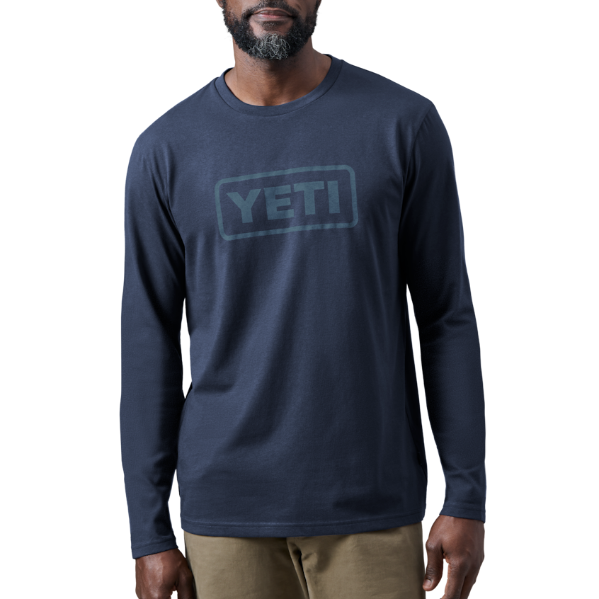 https://yeti-web.imgix.net/4c68ca8e5b5d2990/W-M_LST_Logo_Badge_Navy_On-Body_Front_03653_Primary_B_2400x2400.png?bg=0fff&auto=format&w=846&h=846