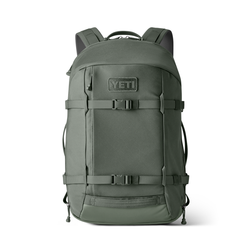 https://yeti-web.imgix.net/558dca6f9f84e787/W-220111_2H23_Color_Launch_site_studio_Bags_27L_Bkpk_Camp_Green_Front_00030_Primary_B_2400x2400.png?bg=0fff&auto=format&w=846&h=846