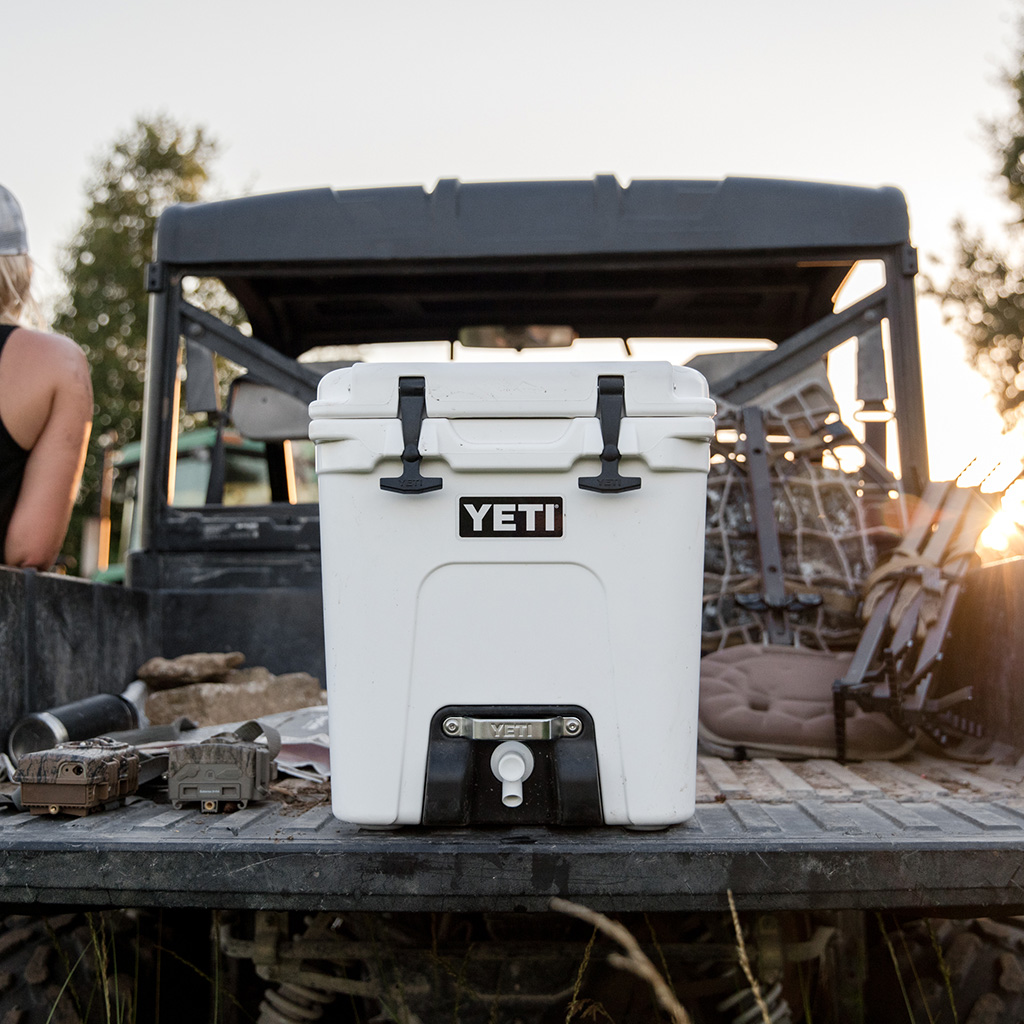 Yeti drink sale dispenser