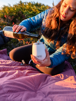 Yeti wine deals bottle