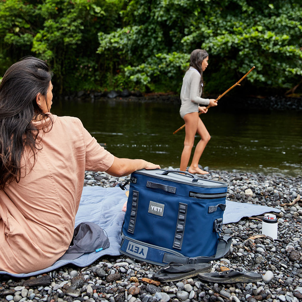 Yeti sales hopper cooler