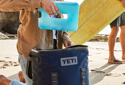 https://yeti-web.imgix.net/6e11e19b8b376c27/original/YETI_Thin_Ice_Cooler_Accessories_Product_Overview_Image_Lifestyle-1x.jpg?auto=format&fit=crop&w=512&h=350