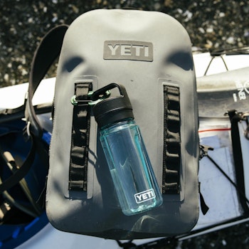 Yeti Yonder 600 ml Water Bottle with Chug Cap - Cosmic Lilac