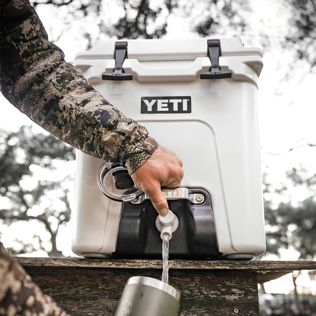 Yeti 5 gallon water hot sale jug